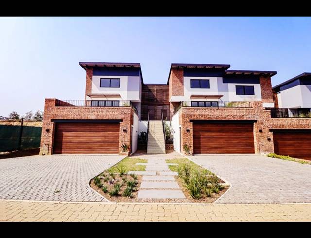 3 BEDROOM TOWNHOUSE FOR SALE IN LEONARD